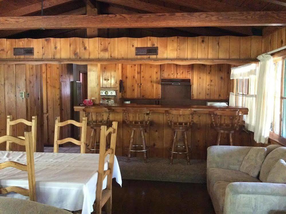 Kern Riverfront Lodge كيرنفيل المظهر الخارجي الصورة